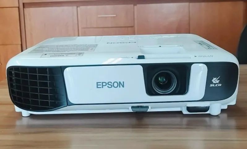 Projetor Epson Powerlite S41+ H842a  - Foto 4