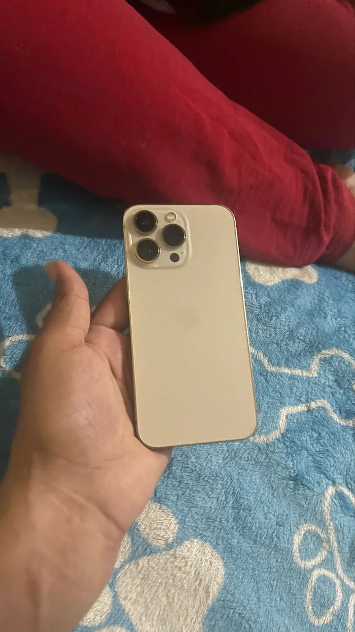 iPhone 13 Pro semi novo  - Foto 2