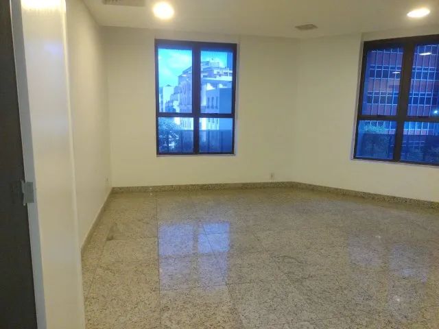 ALUGA-SE ANDAR CORRIDO DE 400M2 CENTRO DO RIO - Foto 4