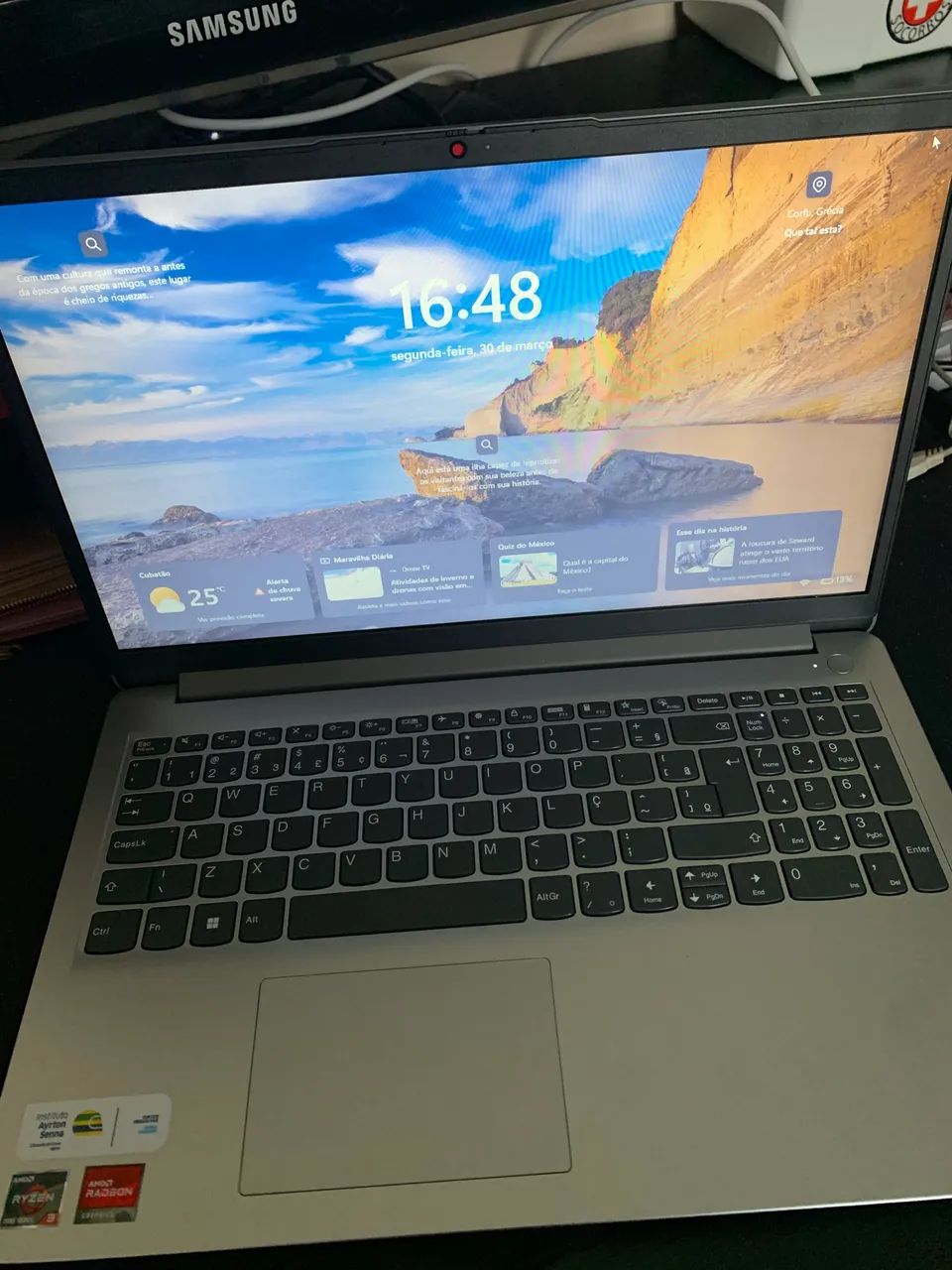 Notebook Lenovo  - seminovo  - Foto 2