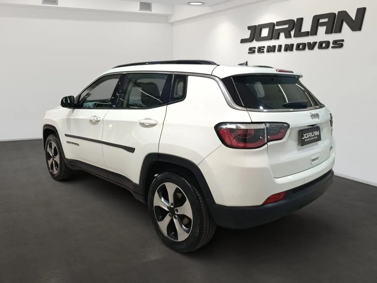 Jeep Compass Longitude 2.0 4X2 Flex 16V Aut. 2017 - Foto 3
