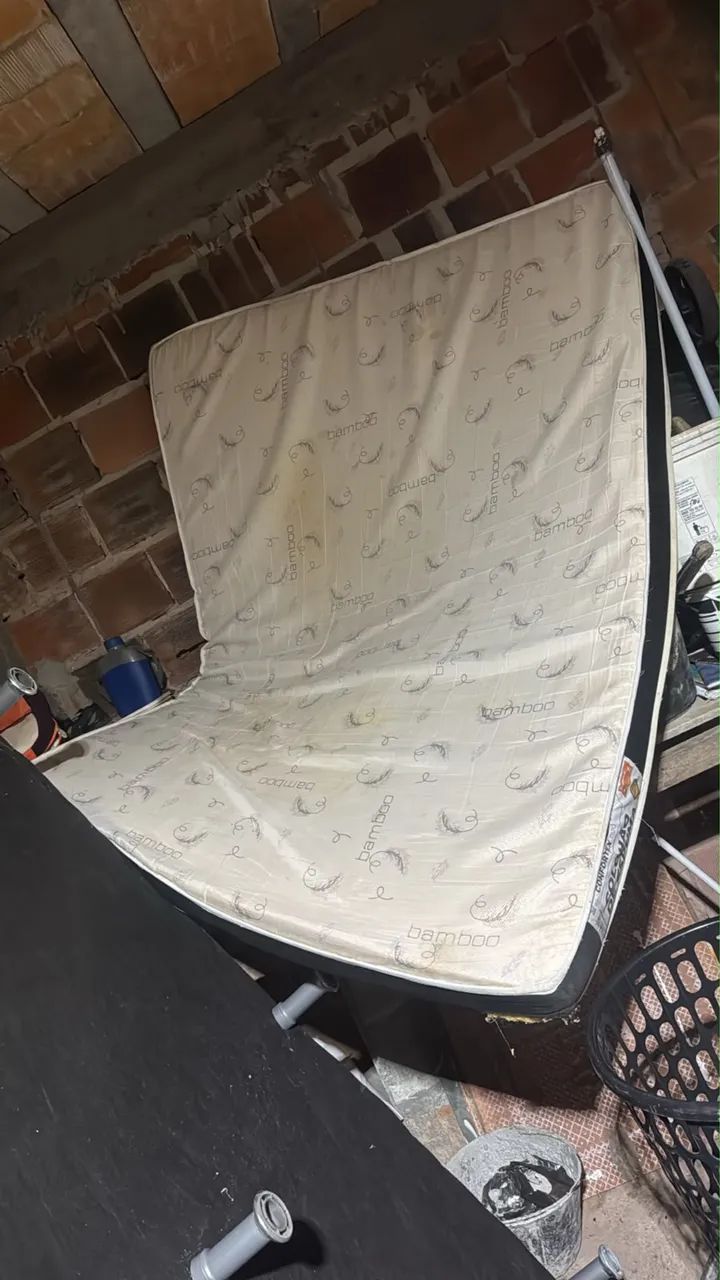 Cama de casal super conservada  - Foto 2