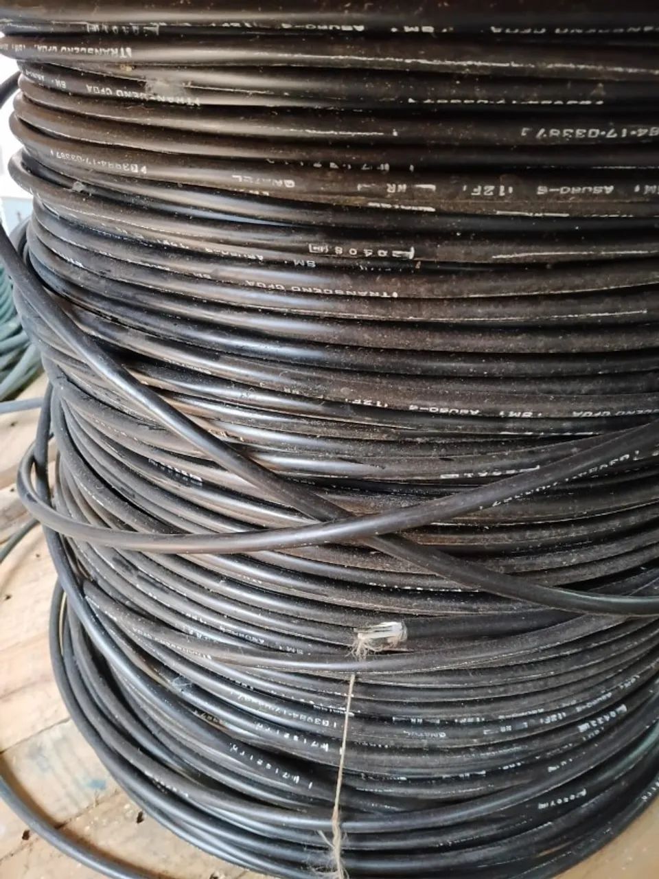 CABO DE FIBRA ÓPTICA MONOMODO, AUTOSUSTENTADO DE 12 FO - Foto 3