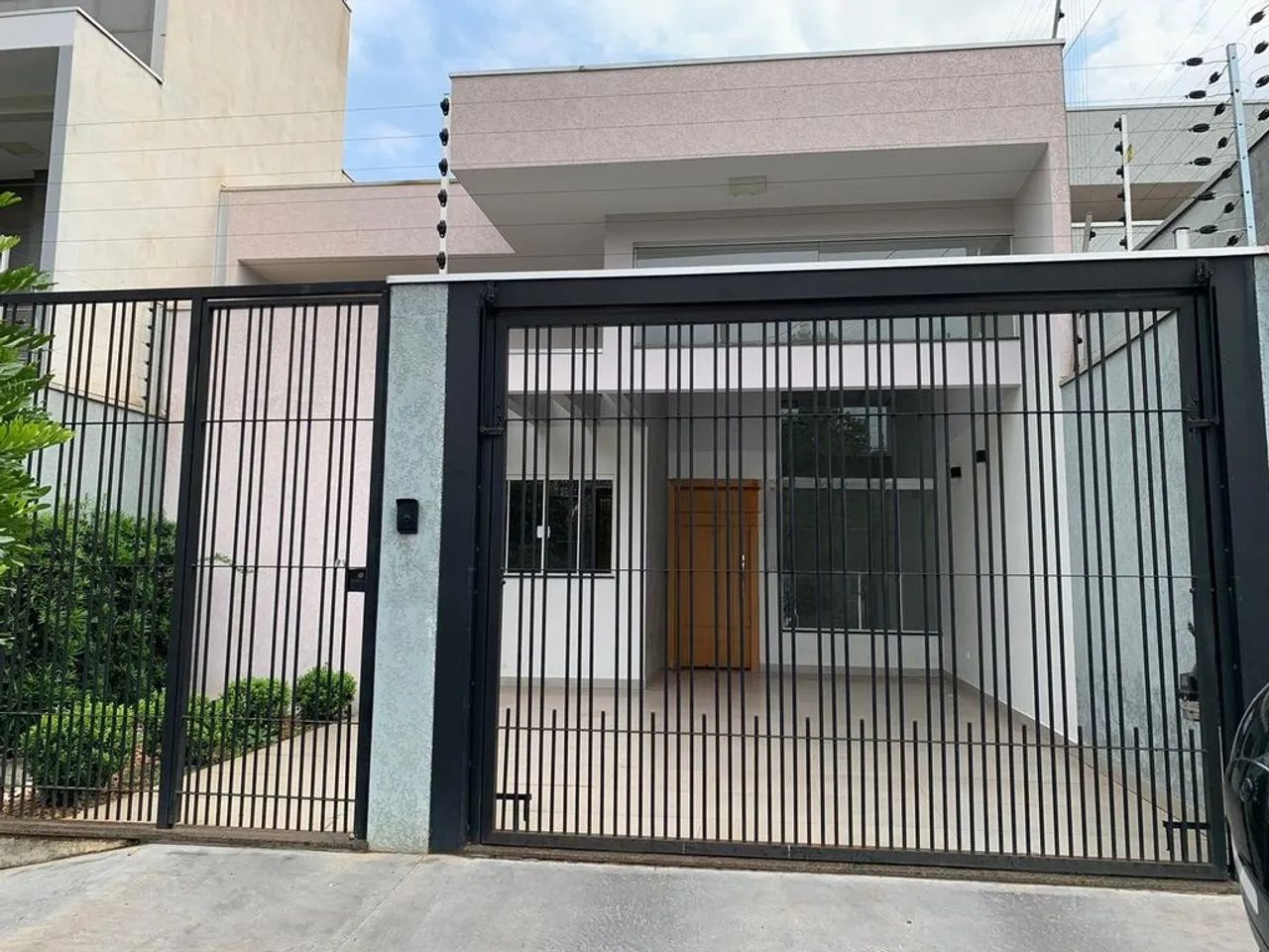 Vende-se Casa no Jardim Petrópolis em Maringá - Foto 2