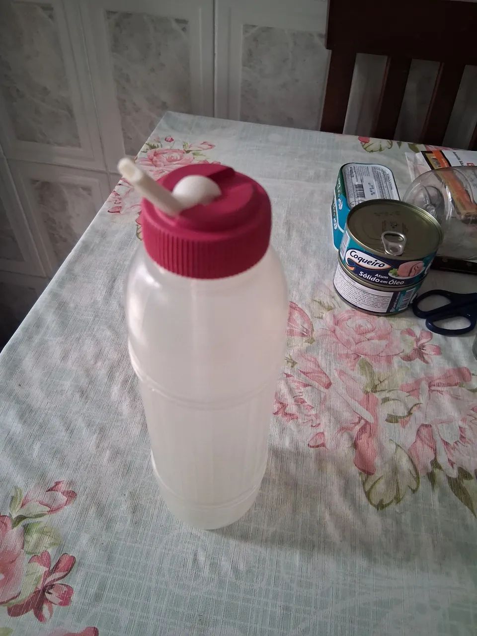 Pote de líquidos com canudo  - Foto 2