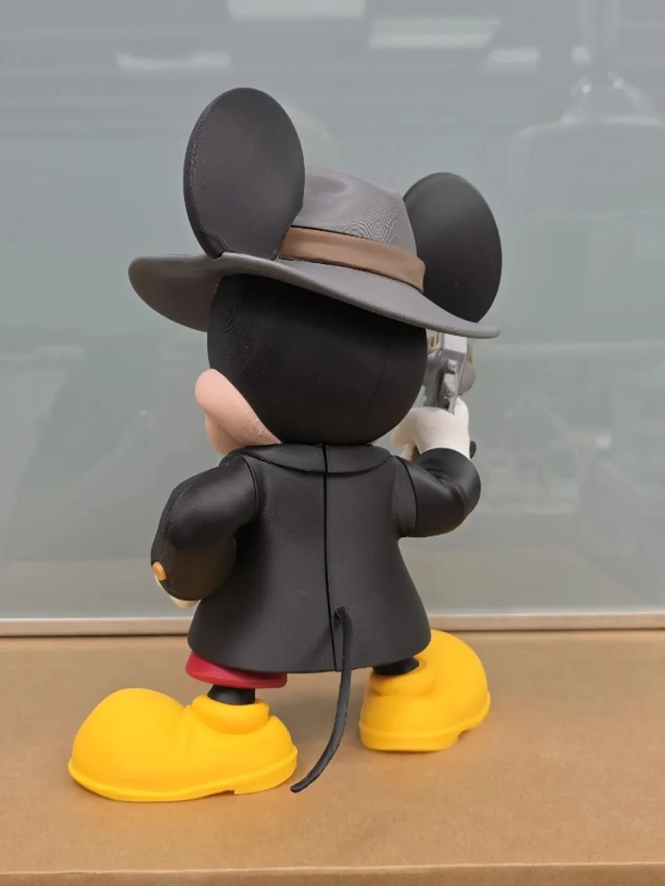 MICKEY GANGSTER - Peça decorativa 3d 24cm - Foto 5