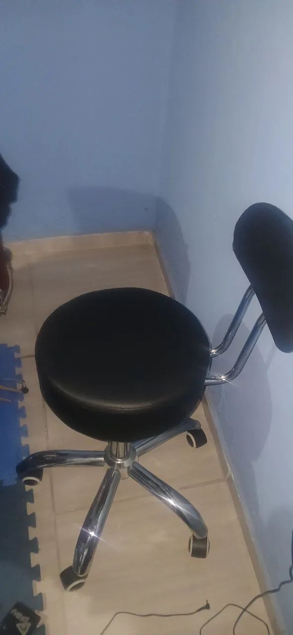 Cadeira de rodinhas 