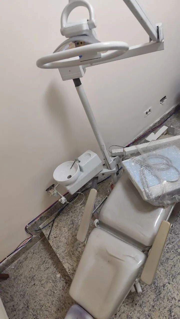 Cadeira odontológica usada. Aceito proposta 