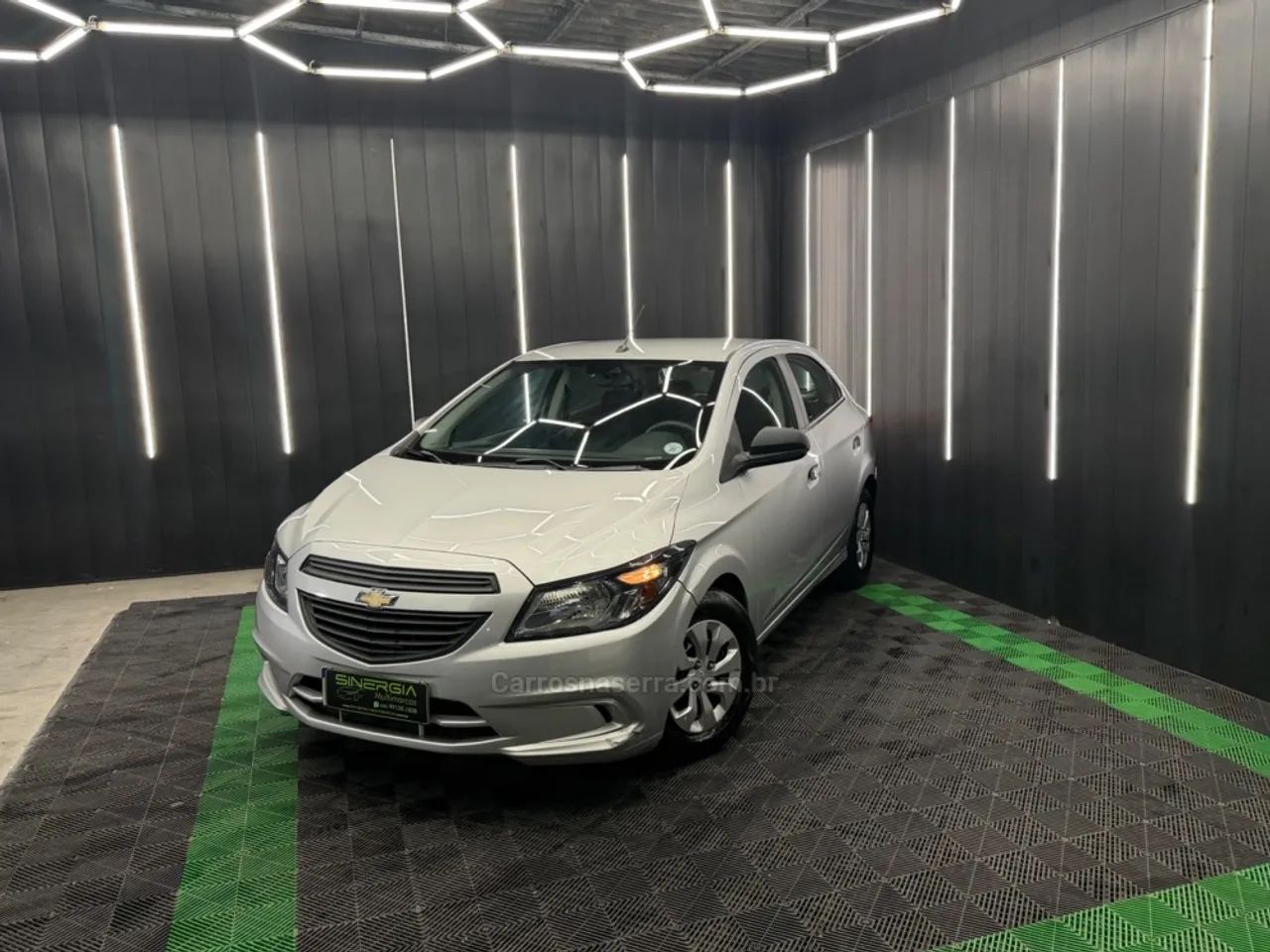 Chevrolet Onix JOY Hatch 1.0 8V Flex Mec. 4P 2019