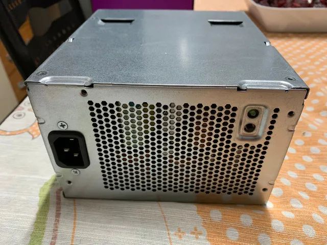 Fonte Dell Precision 525w D525af-00 - Foto 4