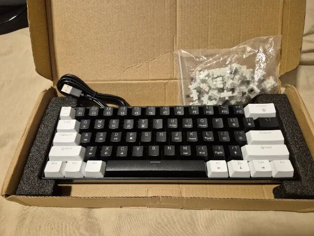 teclado mecânico 60% switch blue + 30 switch brown - Foto 5