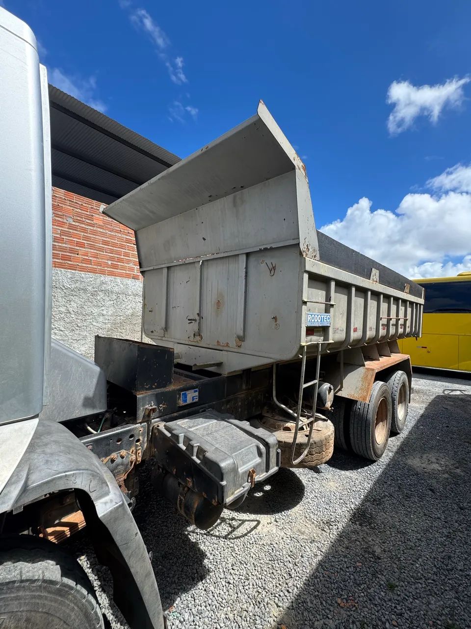 FORD CARGO 2428 2011/2012 - Foto 3