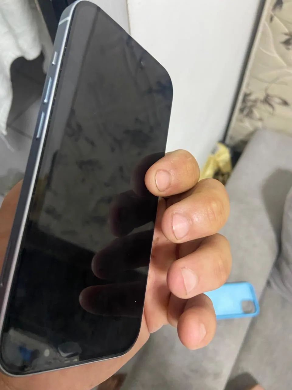 Vendo iPhone 15 256g 2 meses de uso  - Foto 3
