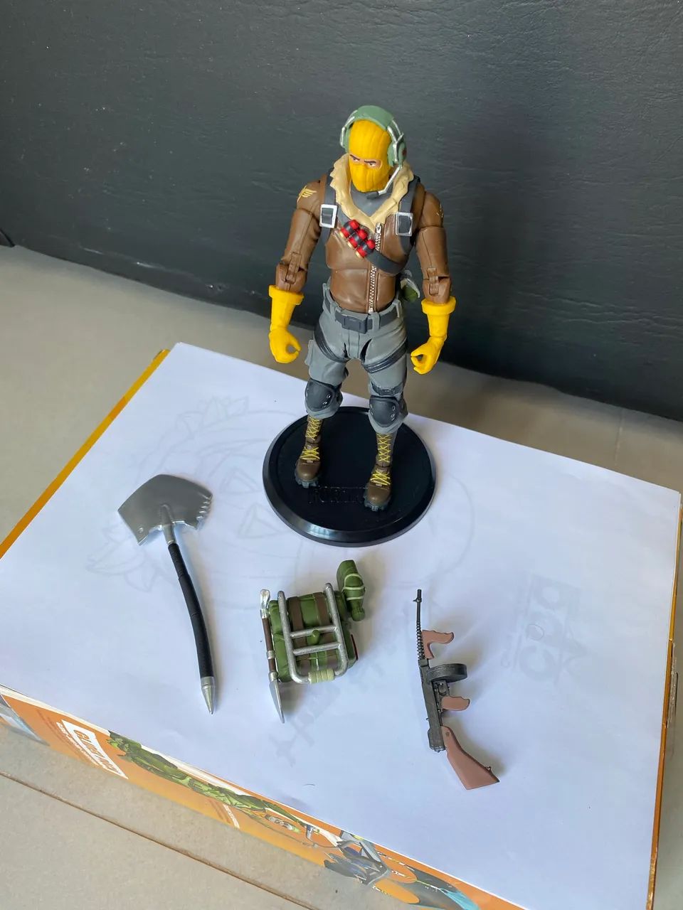 Fortnite Raptor McFarlane  - Foto 2