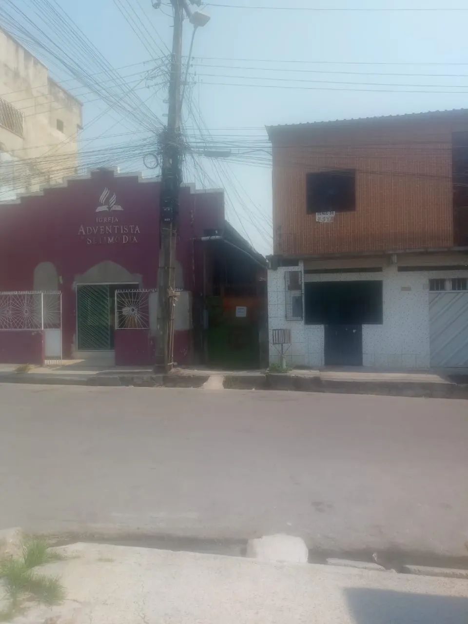 Lote com 4 kitinets e área  pra construir - Foto 3