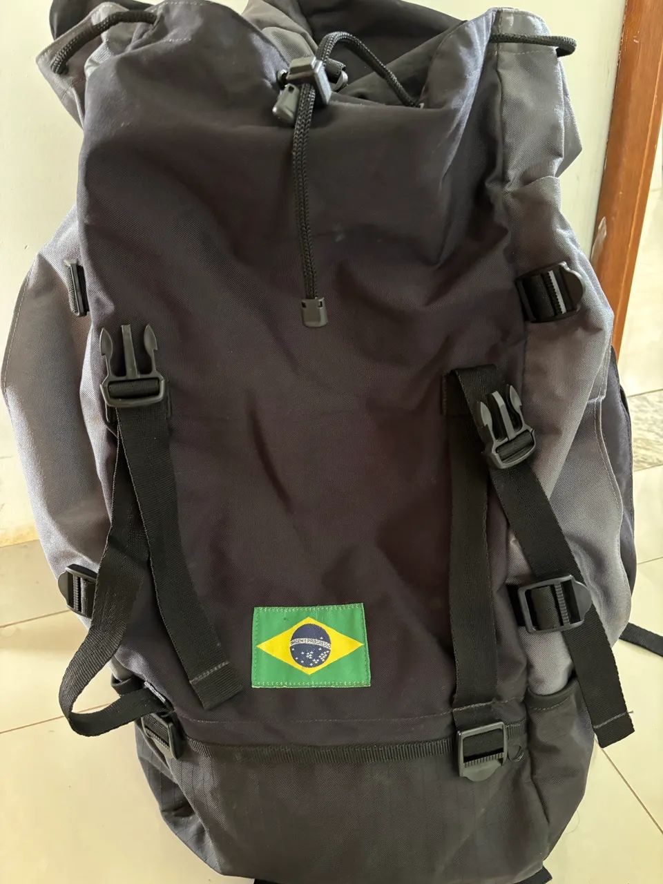 Mochila cargueira santuário adventure