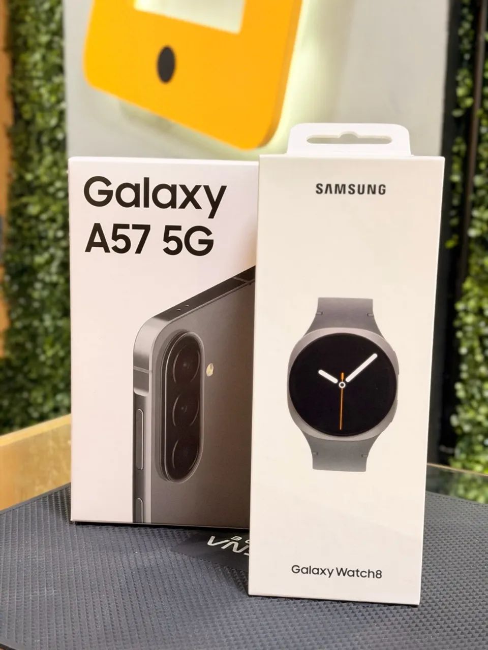 Galaxy a57 5g + Watch8 40mm novos 
