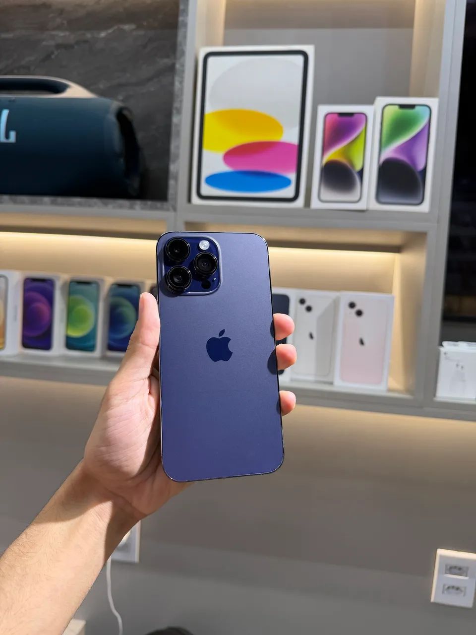 Roxo - 14 pro max 128 novinho 