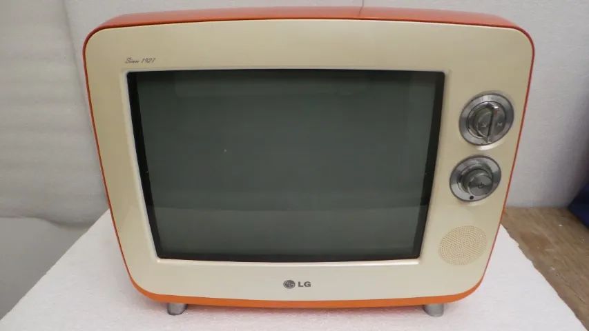 TV LG RETRÔ 14 POLEGADAS 14SR1AB FUNCIONANDO 100% - Foto 2