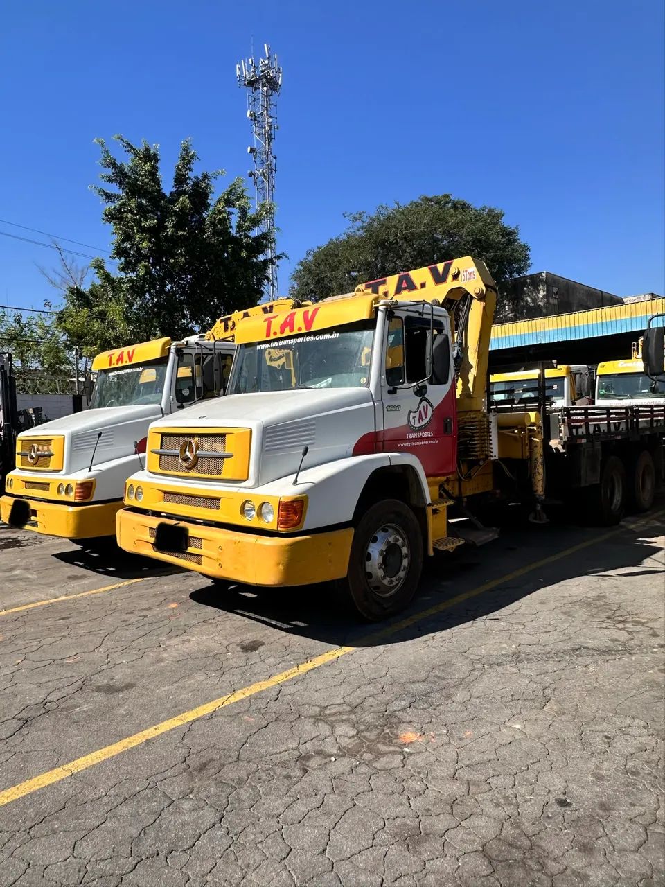 Mercedes 1620 com munck  - Foto 2