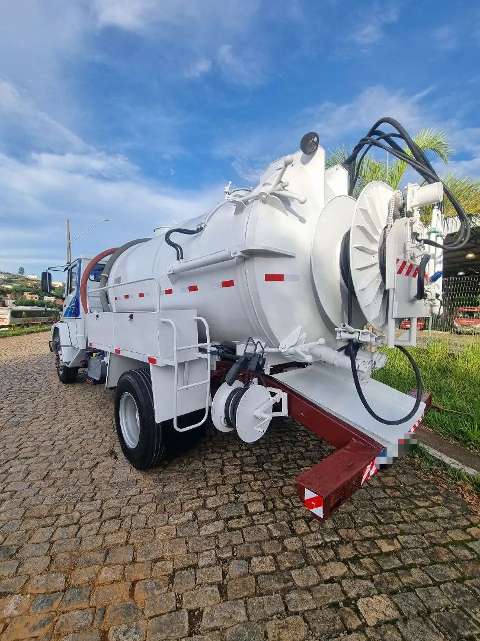 Caminhão MB 1618 Tanque Combinado - Foto 8