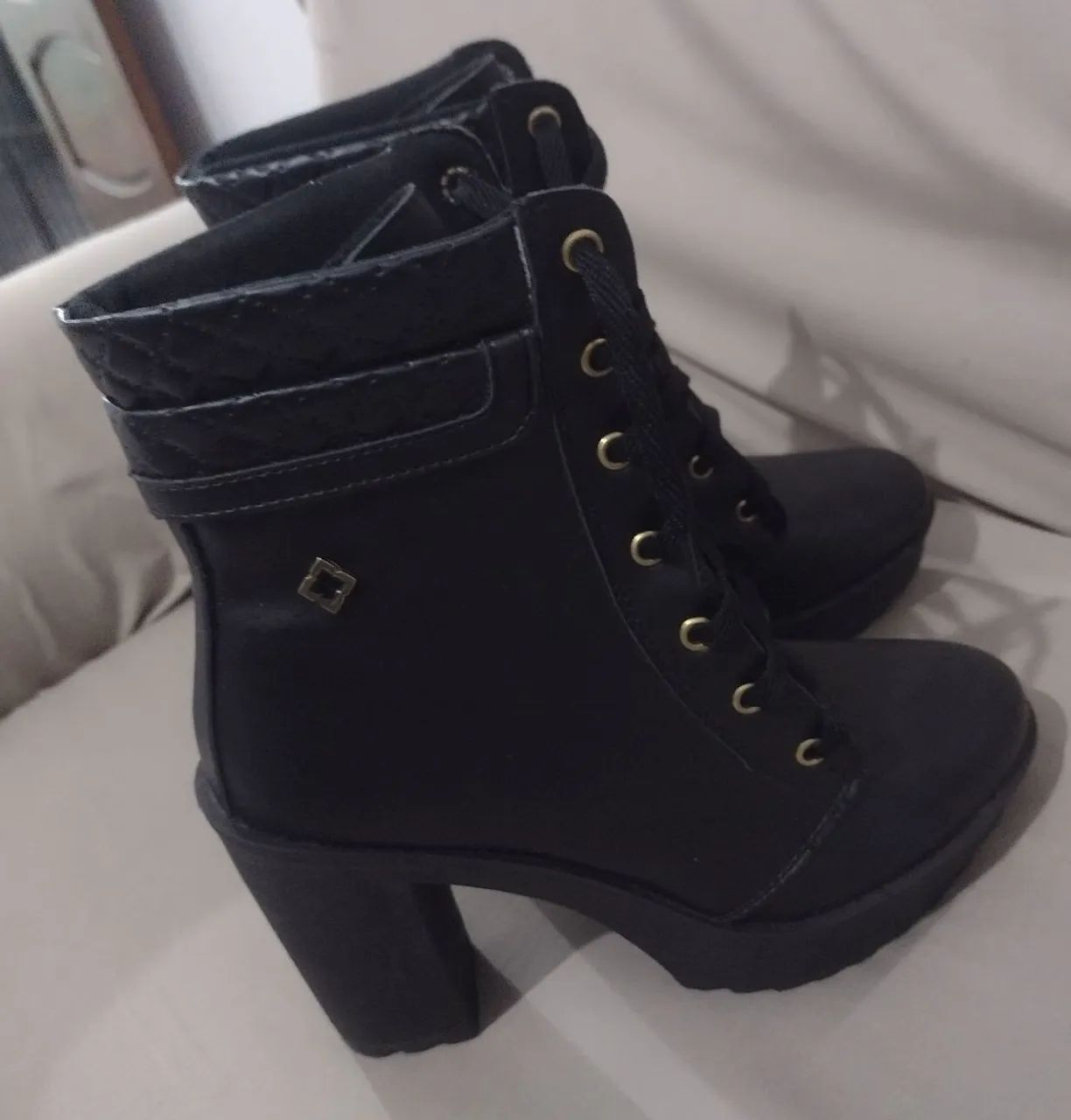 Bota - Foto 2