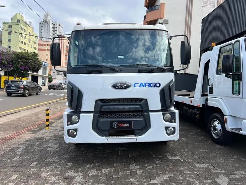 FORD CARGO 2428 CN 2012 - Foto 2