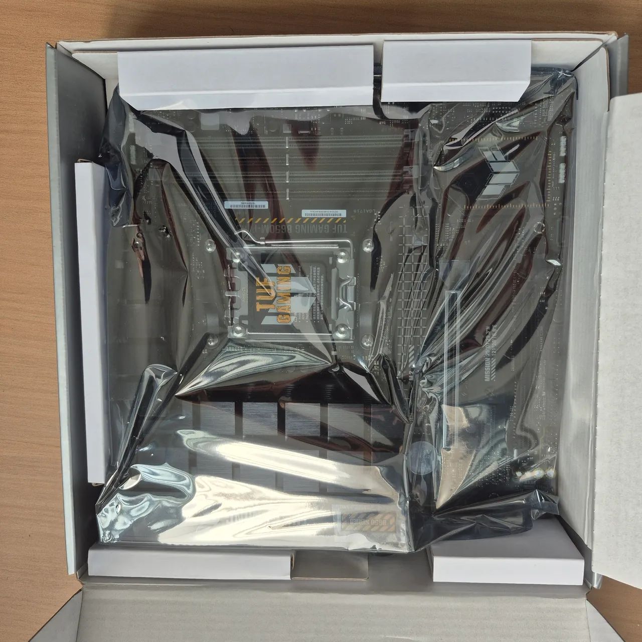 Placa-Mãe ASUS TUF Gaming B650M-Plus ? NOVA - Foto 3