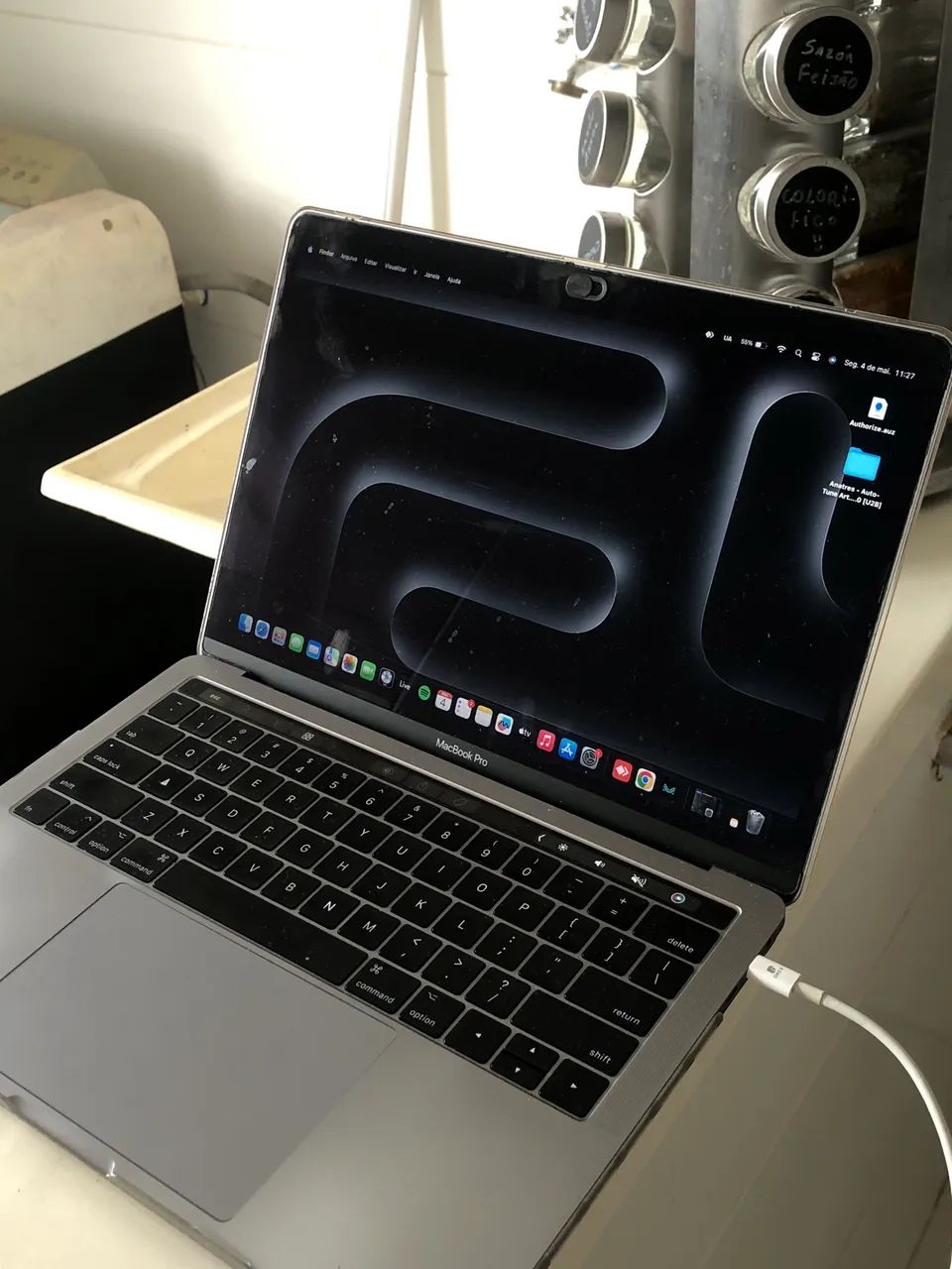 2017 Pro MacBook 8GB Garantia Ssd 256gb 8gb 1 3 I5 2017 Bar Touch 13 Pro Macbook タッチバー 250GB MacBook本体