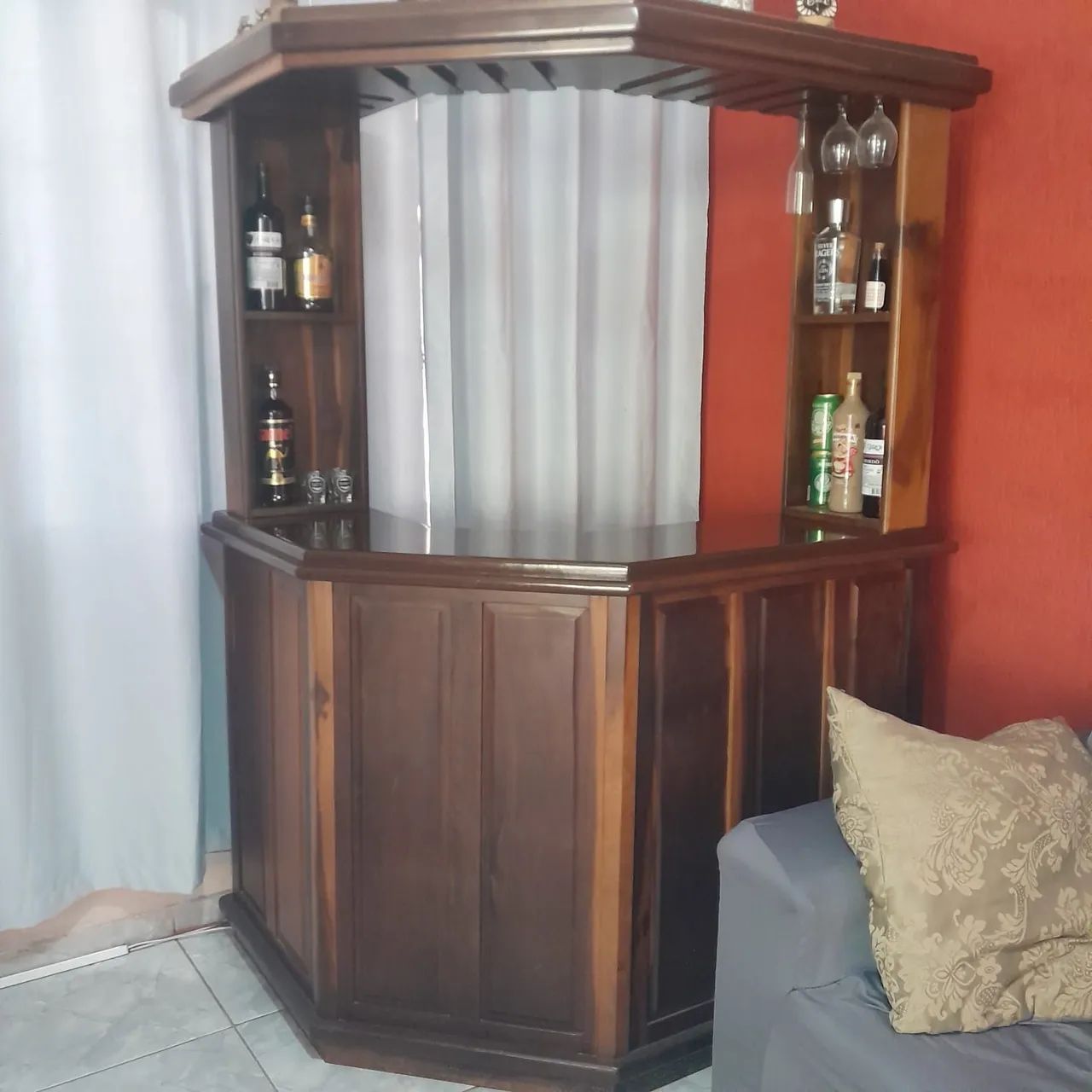 Barzinho em madeira maciça  - Foto 2