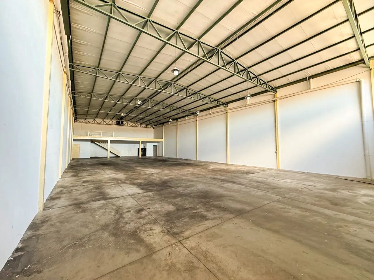 Galpão Comercial disponível para locação no Sudoeste em Goiânia-Go - Foto 5