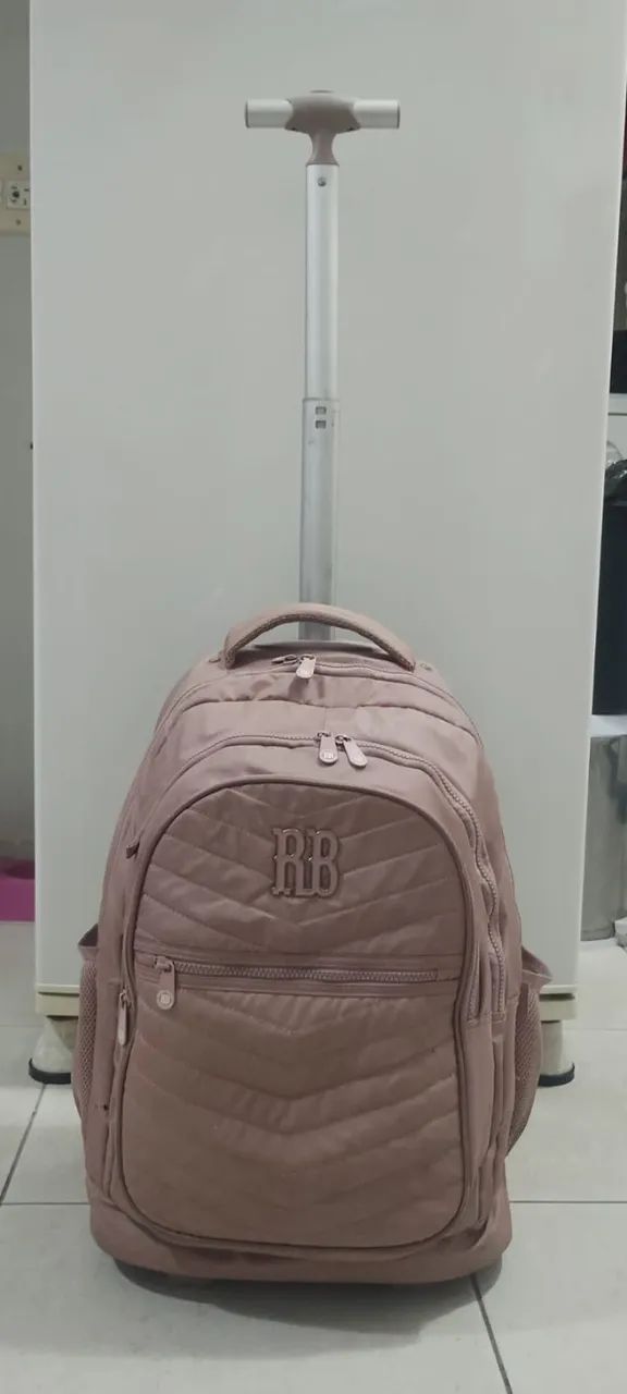 MOCHILA DE RODINHA SEMI-NOVA - Foto 2