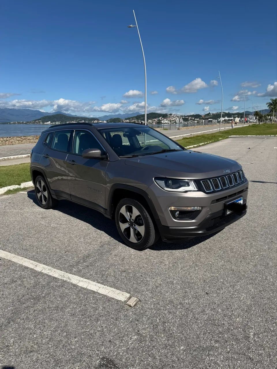 Jeep Compass COMPASS LONGITUDE 2.0 4x2 Flex 16V Aut. 2018