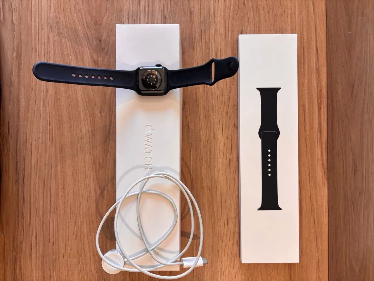  Apple Watch Series 8 41mm GPS + Caixa, Cabo e 2 Pulseiras - Foto 2
