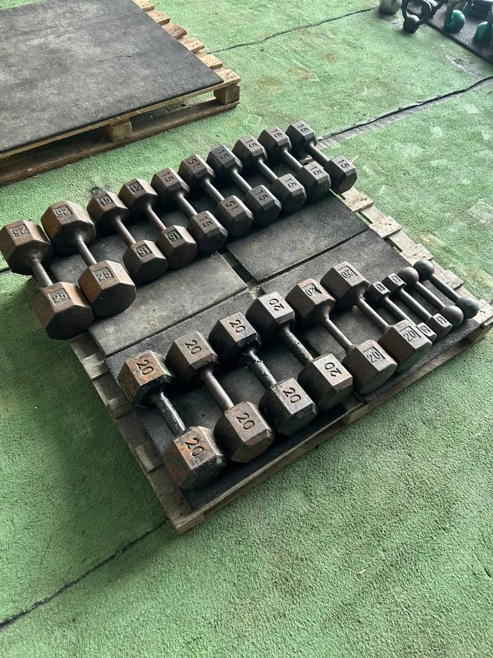 Dumbbells/Halteres de ferro - R$11/kg
