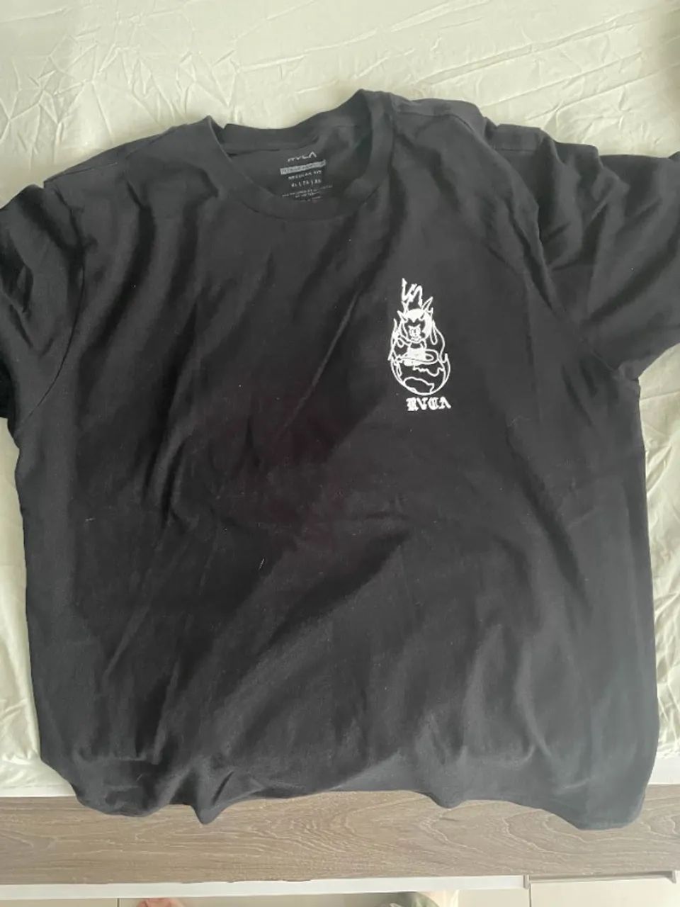 Camiseta RVCA 