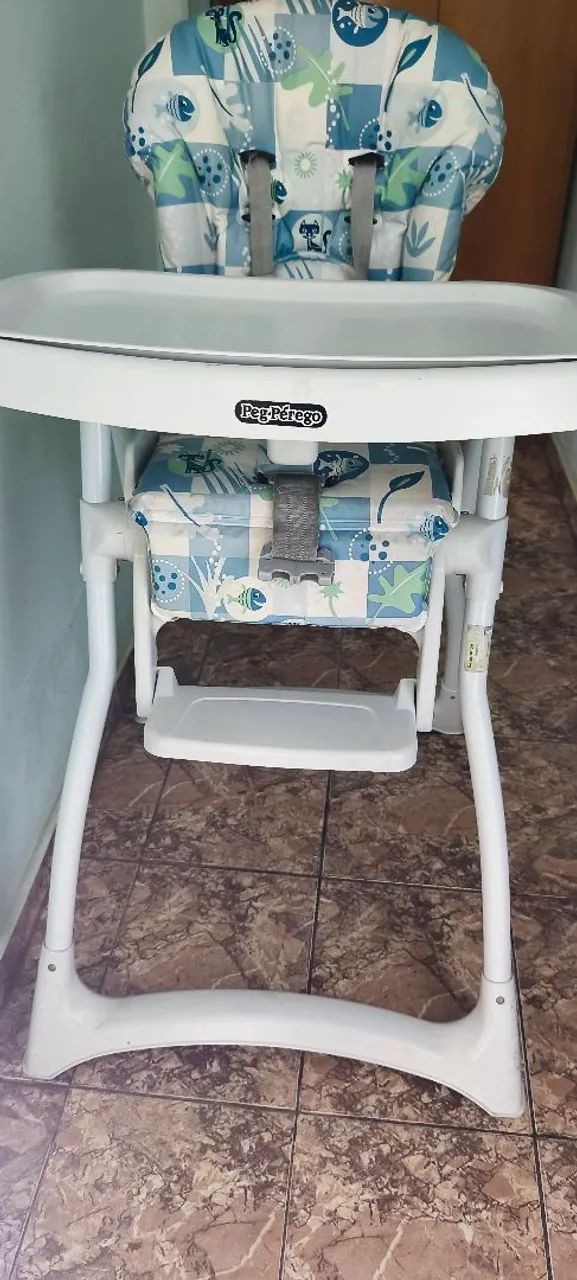 Cadeira de alimentação 