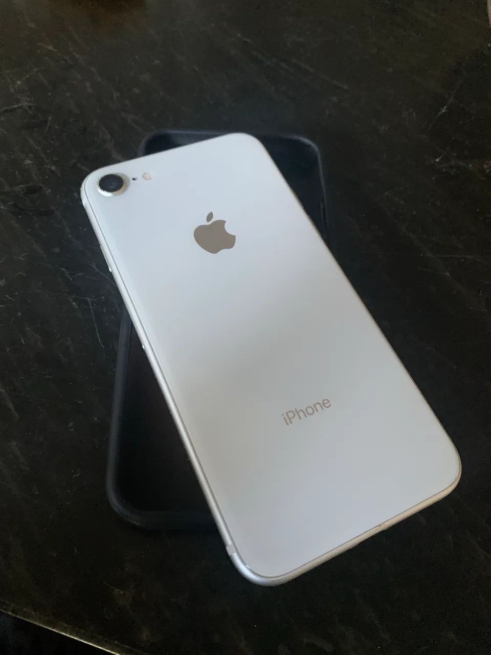 iPhone 8 64gb