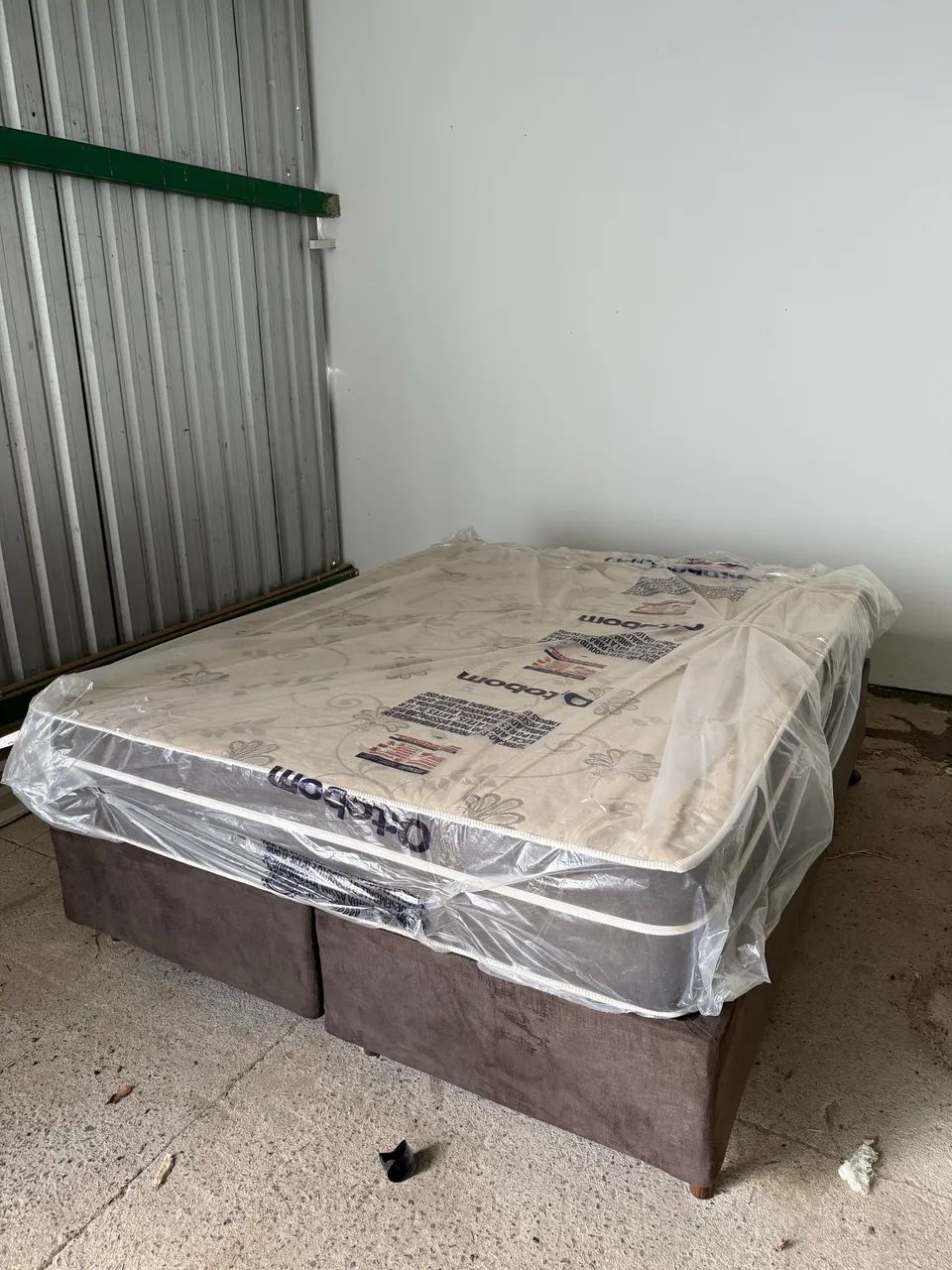 CAMA QUEEN - parcelo em 8 sem juros 