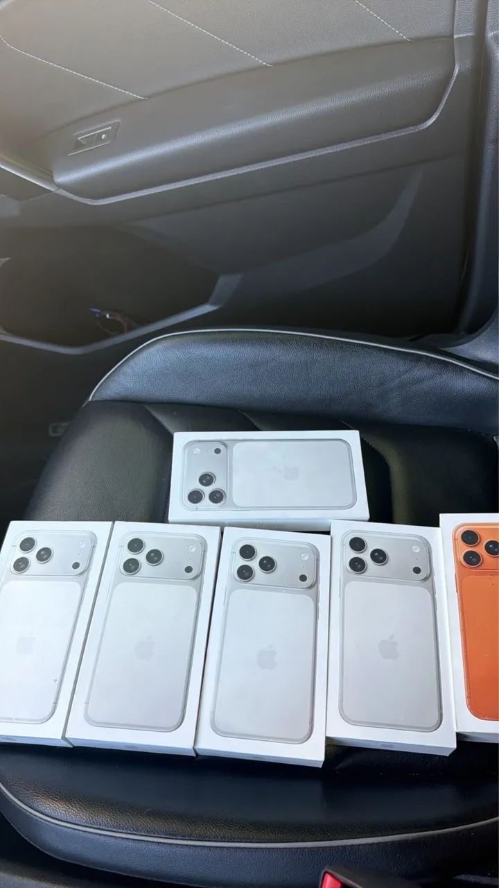 iPhone 17 pro max lacrado