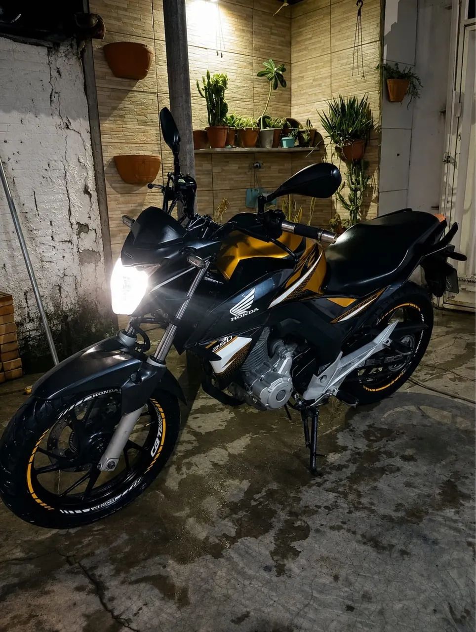 CB TWISTER 250F - Foto 2