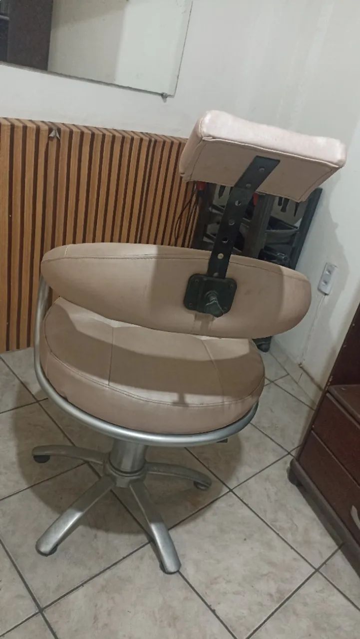 Cadeira+ Lavatório  - Foto 2