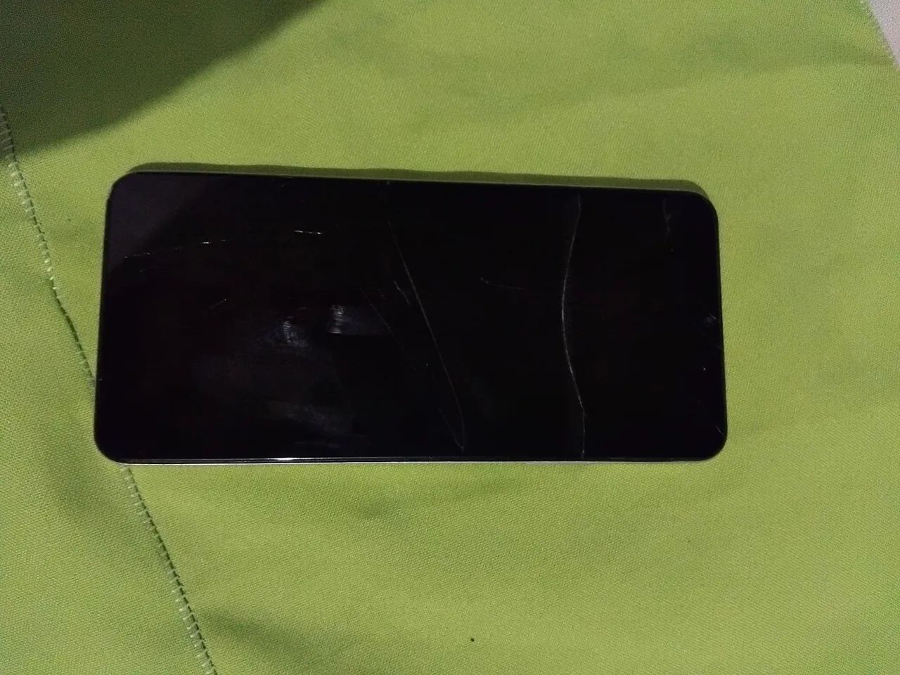 Realmente C53 Display trincado - Foto 2