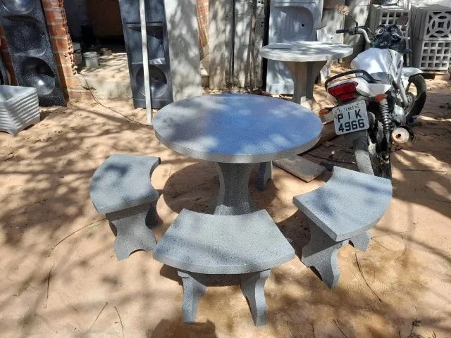 Mesa de concreto, Conjunto mesa e bancos - Foto 4