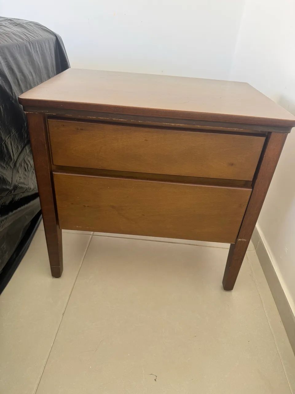 Mesa lateral cabeceira