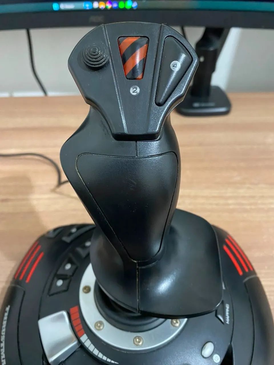 Joystick Thrustmaster T Flight Stick X - Foto 5