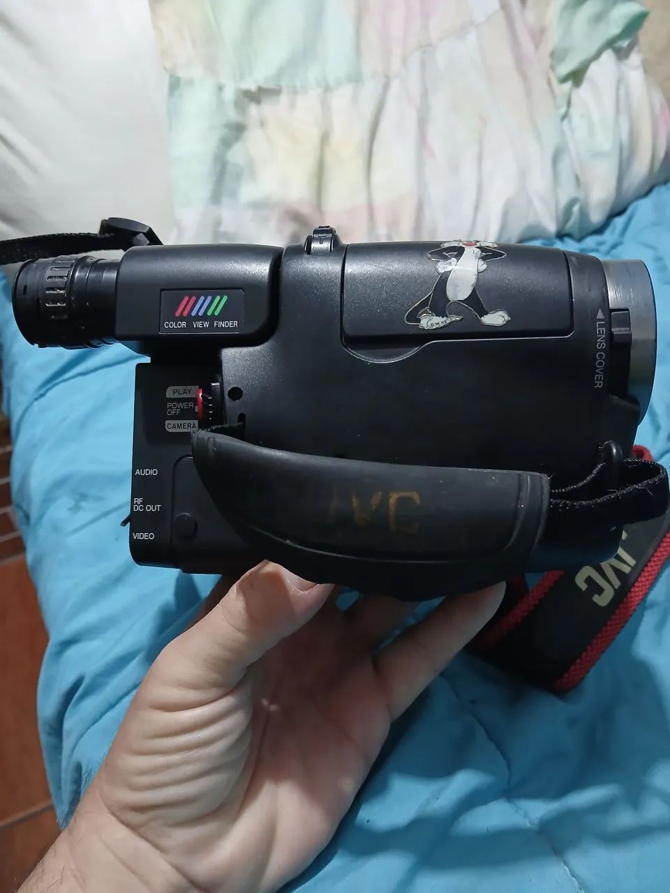 Mini Filmadora portatil jvc com bateria e carregador - Foto 2
