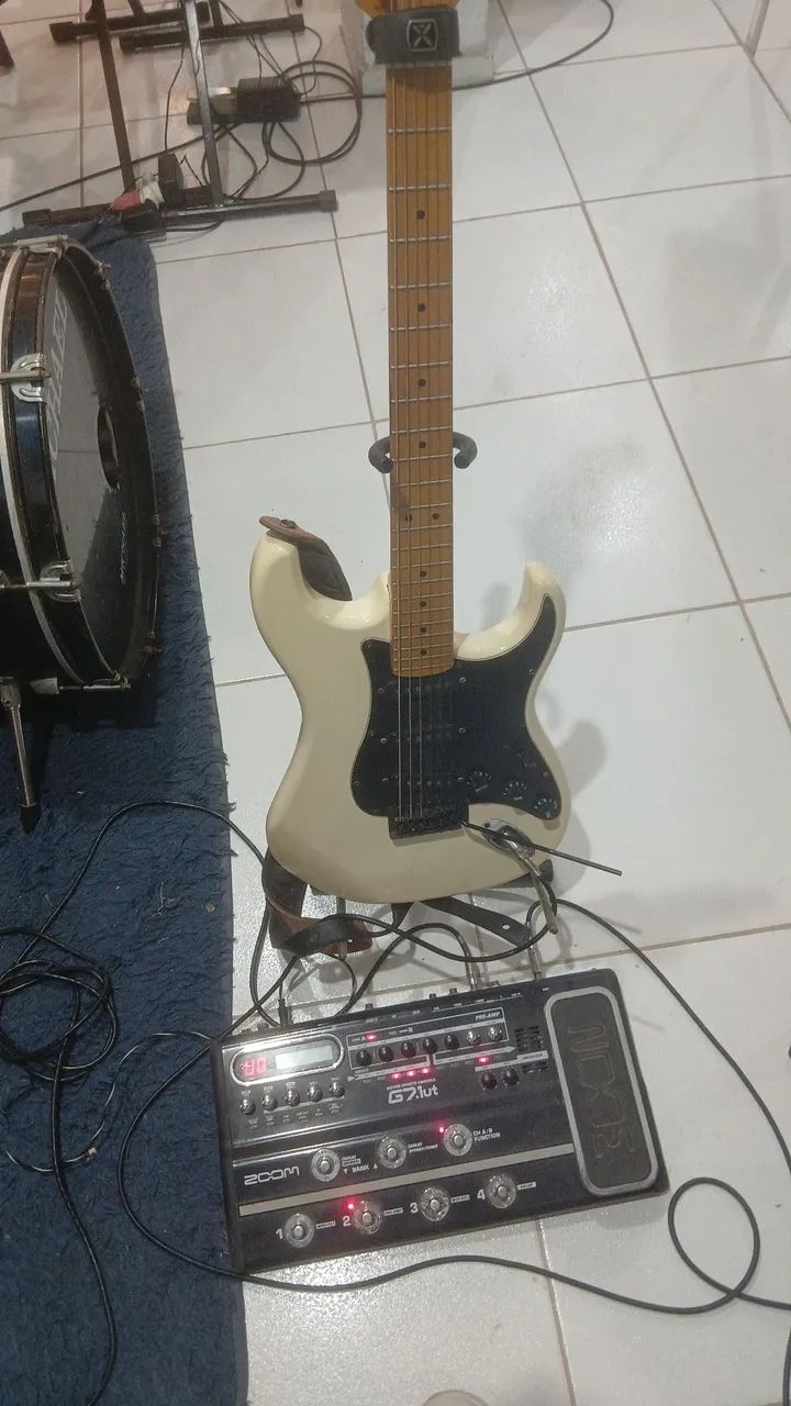 Guitarra - Foto 3