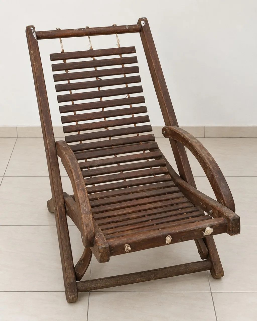 Espreguiçadeira de Madeira Maciça