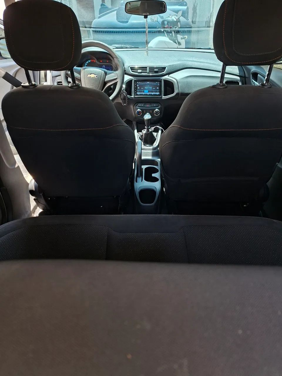 Chevrolet Onix Hatch LT 1.4 8V Flex Power Mec. 4P 2015 - Foto 3